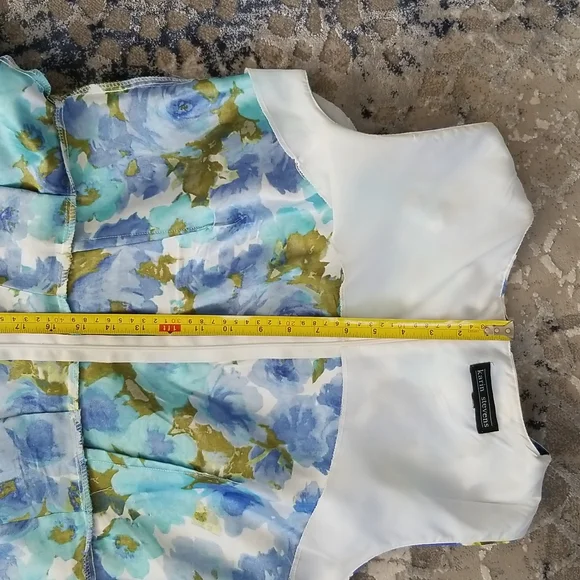 Karin Stevens blue floral dress. Size 12 - Picture 6 of 7